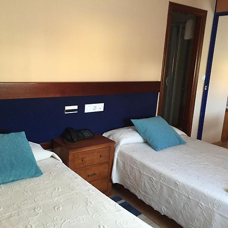 Hotel Santa Cruz مونتاوُس الغرفة الصورة